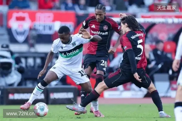 TZ：拜仁考虑回购后腰阿塞科替格雷茨卡，他被称作身体怪兽