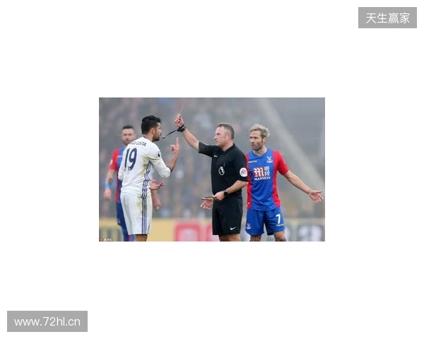 前白堡球员：当年刻意吃黄牌被停赛，这样就能多见见女友了