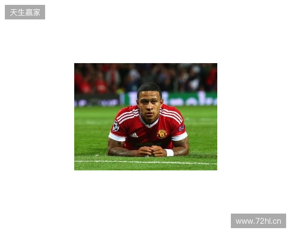 队长风范，曼联落后时B费利用肖疗伤时间来回指导大部分队友