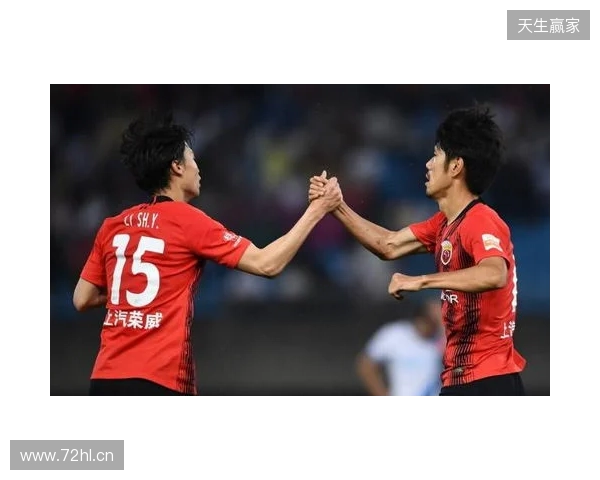 半场-玉昆暂3-0泰山 奥斯卡双响卡约闪击克雷桑中框+失误被断 半场-玉昆暂3-0泰山 奥斯卡双响卡约闪击克雷桑中框+失误被断